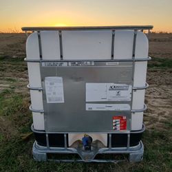 265 Gallon IBC Tote - Non-Food Grade - Excellent Condition