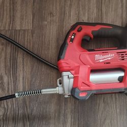 Milwaukee Grease Gun