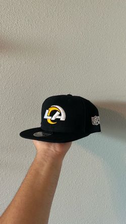Black LA Rams Snapback Hat