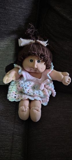 1978/2015 Cabbage Patch Kids Girl Doll Brown Hair, Brown Eyes