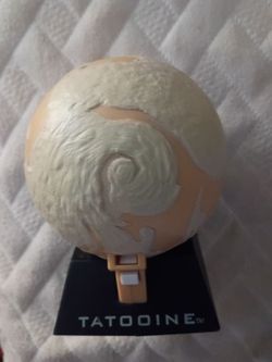 Star Wars Tatooine World Push Button Open Up Toy