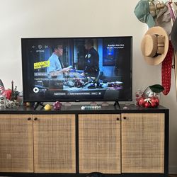 Roku Smart TV 43 inch