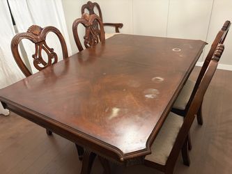Traditional Wood Dining Table with 6 Chairs