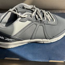 NEVER WORN Reebok Steel Toe Work Shoes