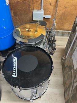 Ludwig Accent drumset