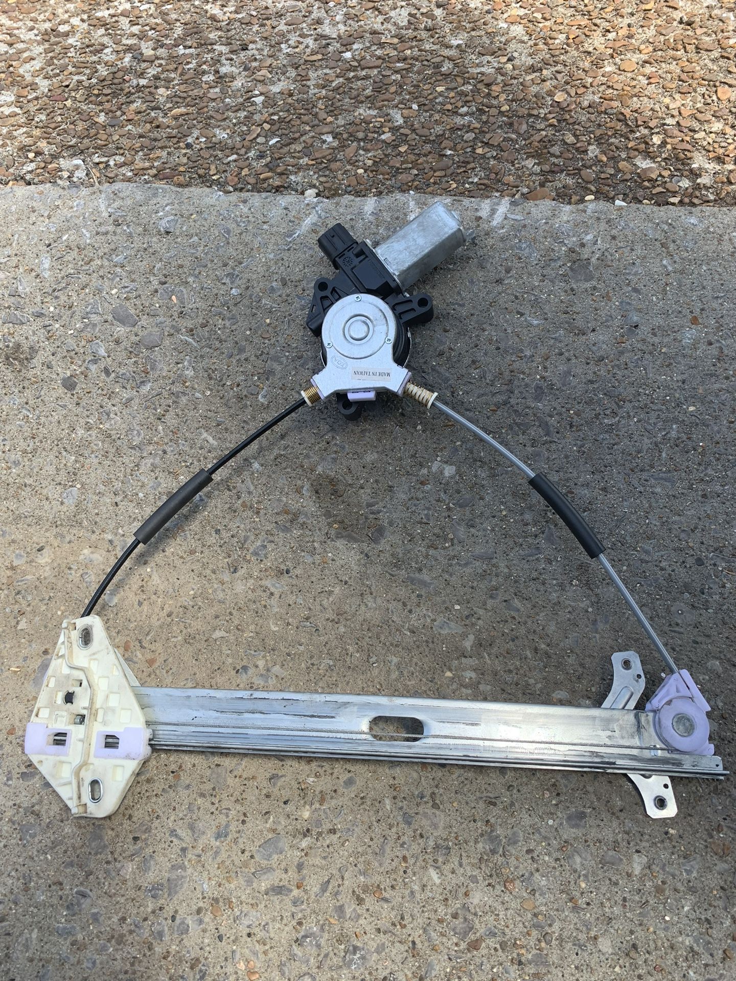Window regulator with motor 2003-2005