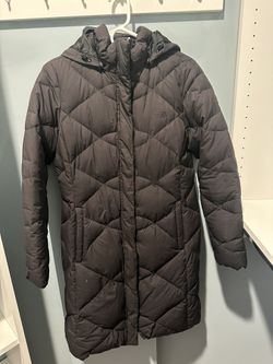 Women’s Medium Black Northface Coat