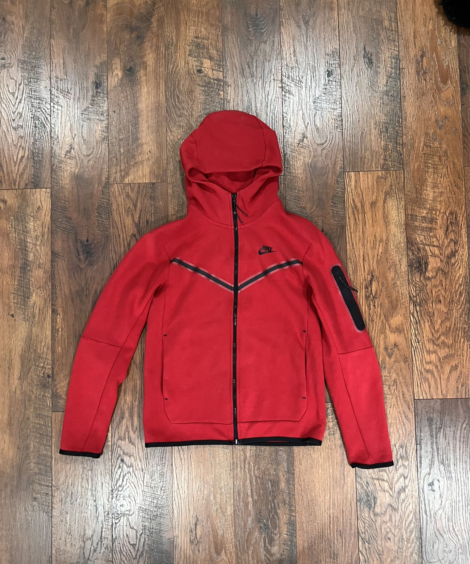 Red Nike tech fleece hoodie size:S in men’s