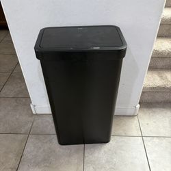 EKO 21 Gallons Sensor Trash Can 