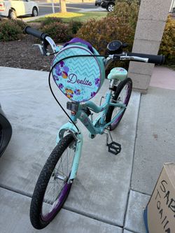 SCHWINN DEELITE 20" KIDS BIKE, MINT