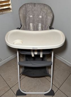 Baby High Chair Graco 2 in 1