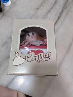 Heritage Dolls musical clown in a box