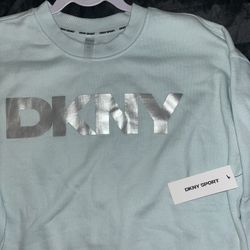 DKNY Sweater Size (S)