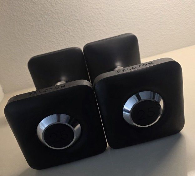 New 25 Lb Peloton Dumbbell Set