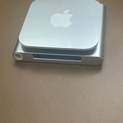 Apple iPod Nano 6th Gen Clip On design. 6G 8GB. Silver. Like New Condition. 