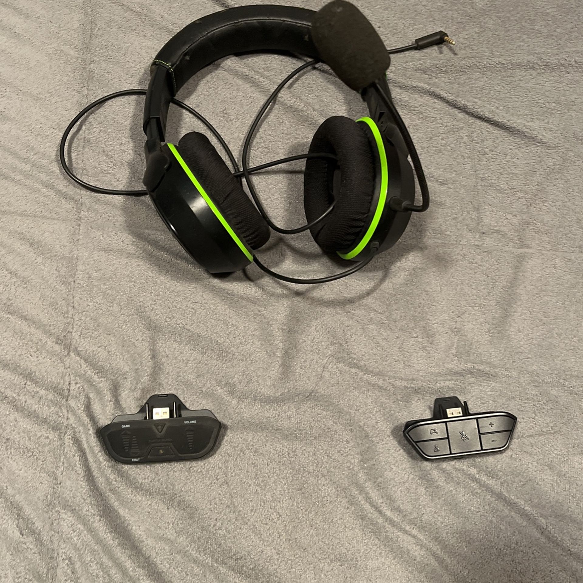 XBox One Turtle Beach Headphones And Accessory’s