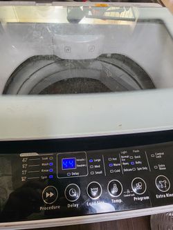 Insignia 1.6 Cu. Ft. Portable Washer - Perfect for Apartments - Used