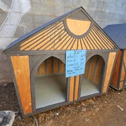 Large Dog House (Available)