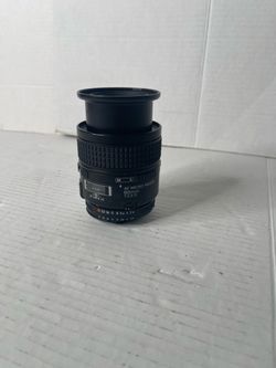 Nikon Micro-NIKKOR 60mm AF-D f/2.8 Macro Lens