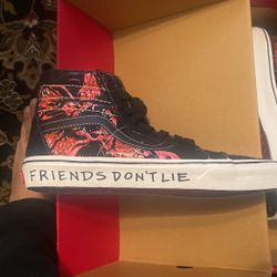 Vans New In A Box Stranger Things  By Netflix 