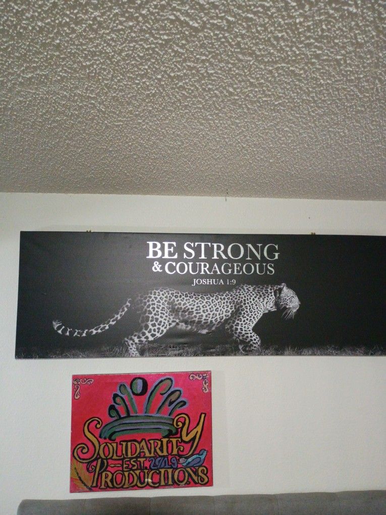 Be Strong & Courageous Wall Art 