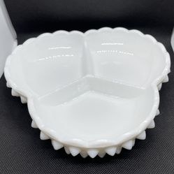 Beautiful And Vintage Fenton Hobnail 3 Section Dish 