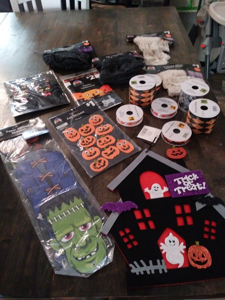 Halloween Decor
