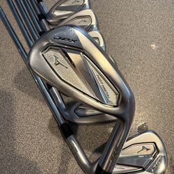 Mizuno JPX 925 Hot Metal Irons