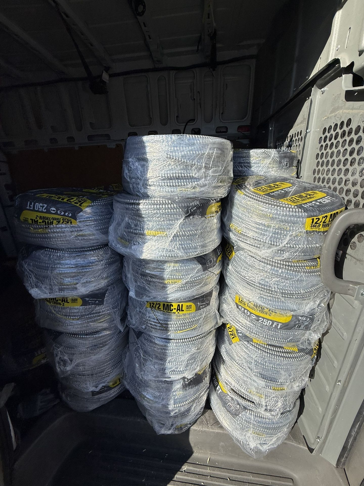 12/2 MC Wire 250ft Metal Clad Cable ( Price Of Each )