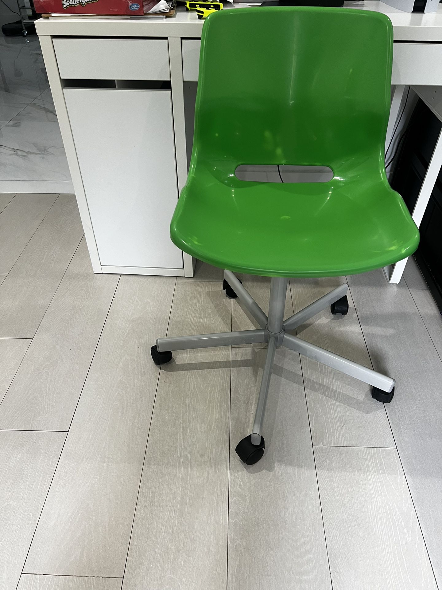 Ikea green desk chair Excellent 