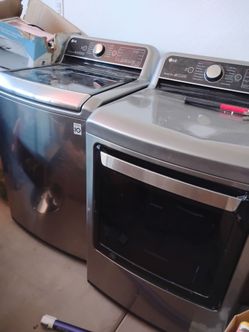 LG Washer and Dryer Set