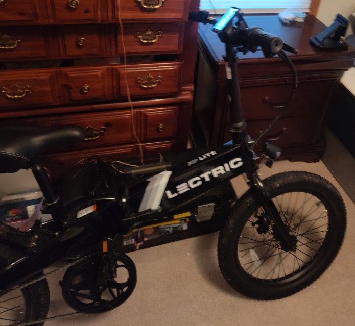 Electric Xp Lite Ebike "BMX" Style Trick Bike