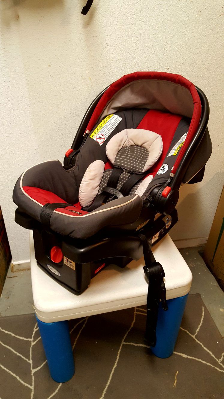 Graco click connect car seat with base.