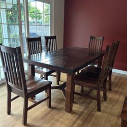 Wood Dinning Table