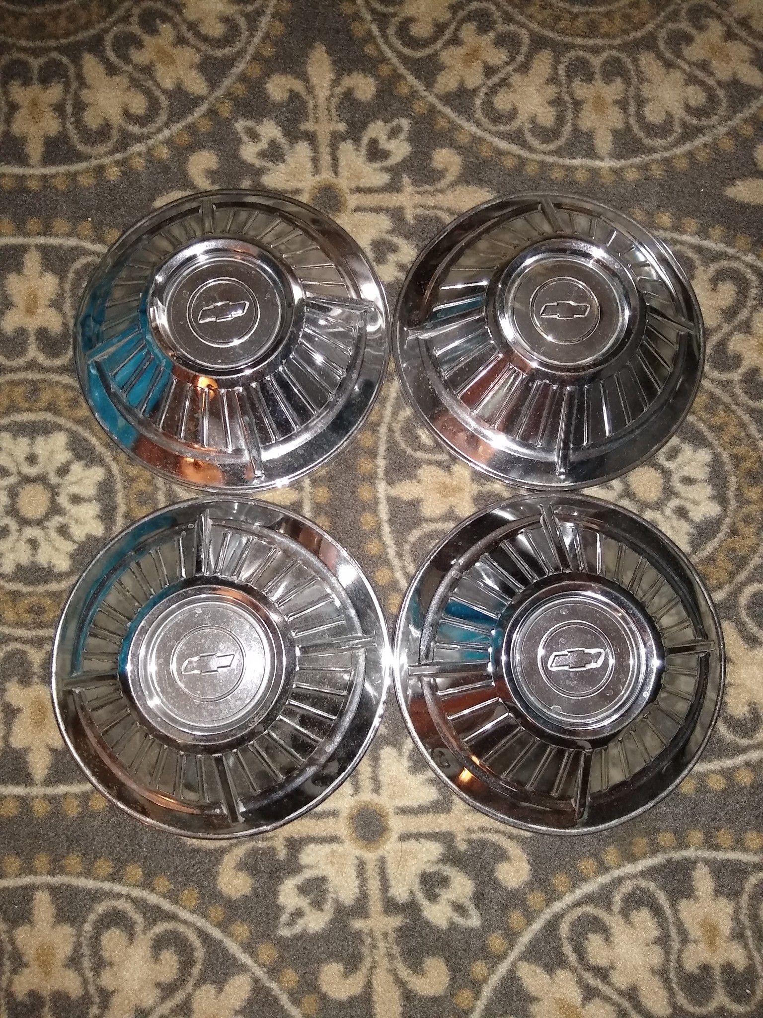 60s Chevrolet Hub Caps