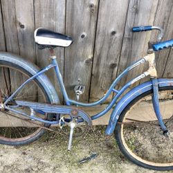 Vintage Old School Schwinn Step Through Cruiser Bike 