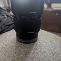 Sony Lens Fe 1.8 - 50 mm