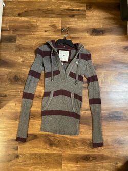 Brand New Woman’s Abercrombie & Fitch brand Brown and Gray V Neck Hoodie Up For Sale