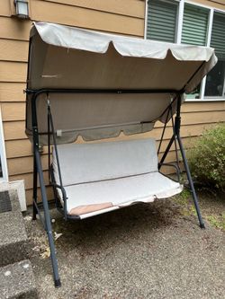 Patio swing