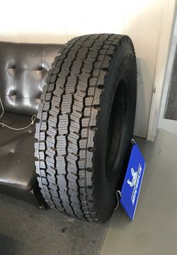 COMMERCIAL TRUCK AND TRAILER TIRES - LLANTAS PARA CAMION Y TRAILA