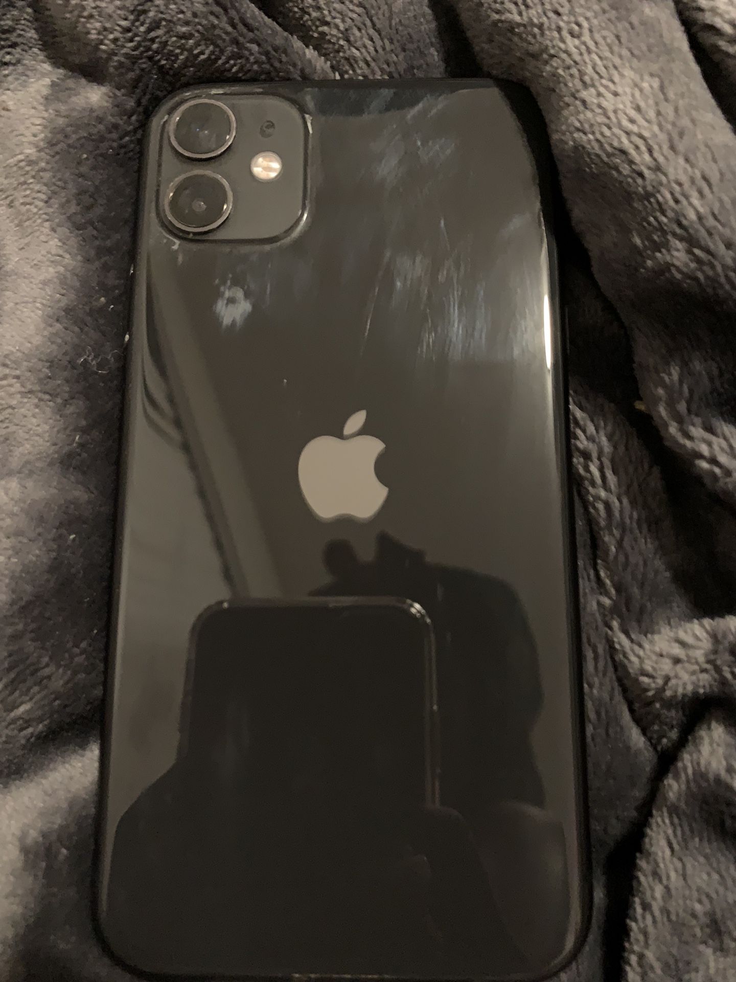 Black IPhone 11, 64 GB
