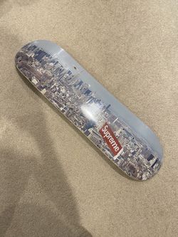 Supreme Aerial Skatebord Size 8.375 | IN HAND!