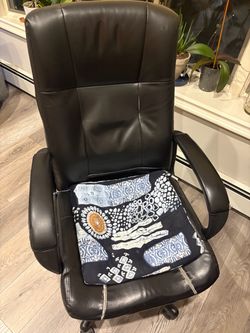 Black Leather Office Chair