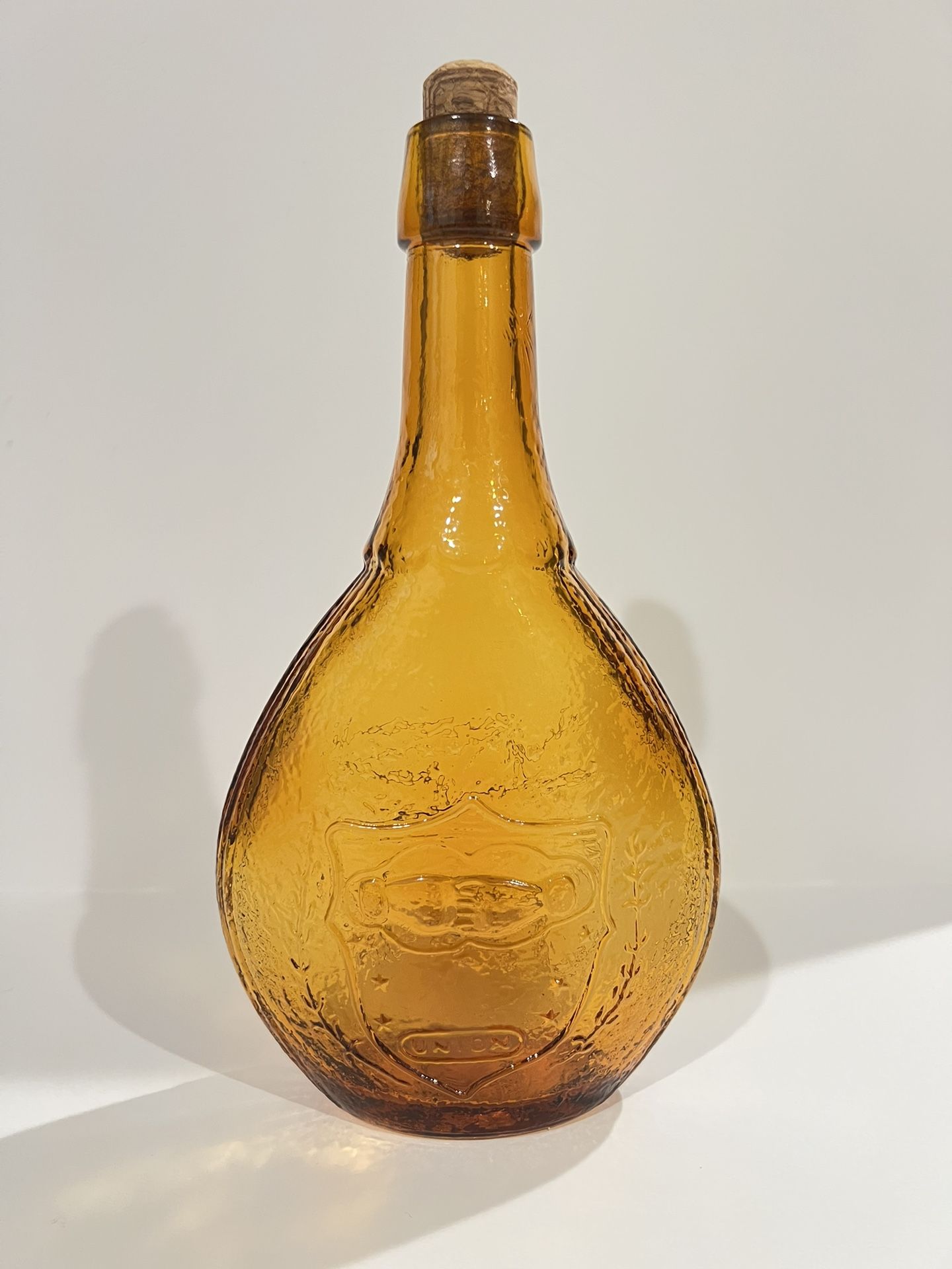 Wheaton Union Shield & Dove ANTIQUE Amber Pressed Glass Bottle (Made in USA) Vintage