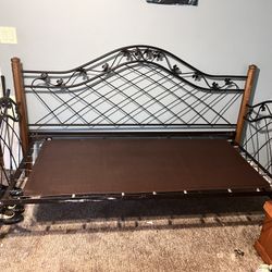 Twin Daybed