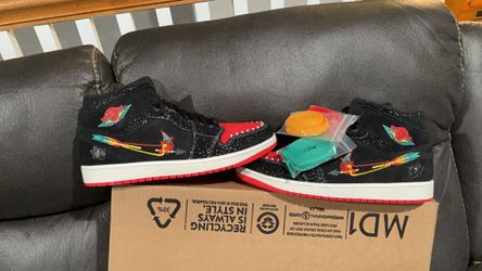 AIR JORDAN 1 MID SIEMPRE FAMILIA