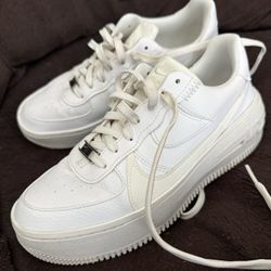 Nike Platform Air Force Ones Sz. 8
