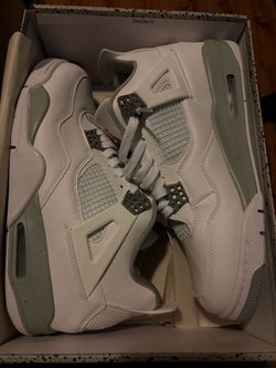 Jordan 4s