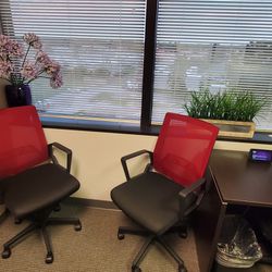 Four Office Desk Chairs 