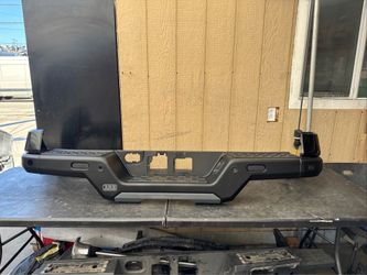 2025 2026 TOYOTA TACOMA REAR BUMPER COVER OEM USED